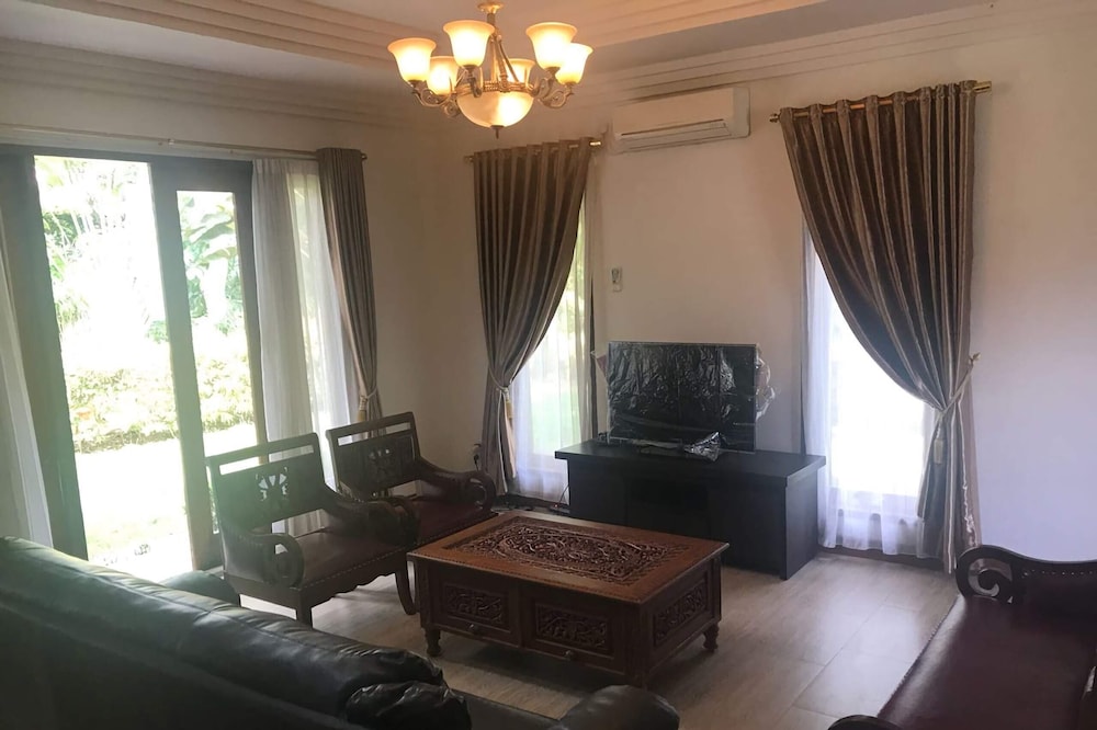 Villa Panbil Suitable for Family