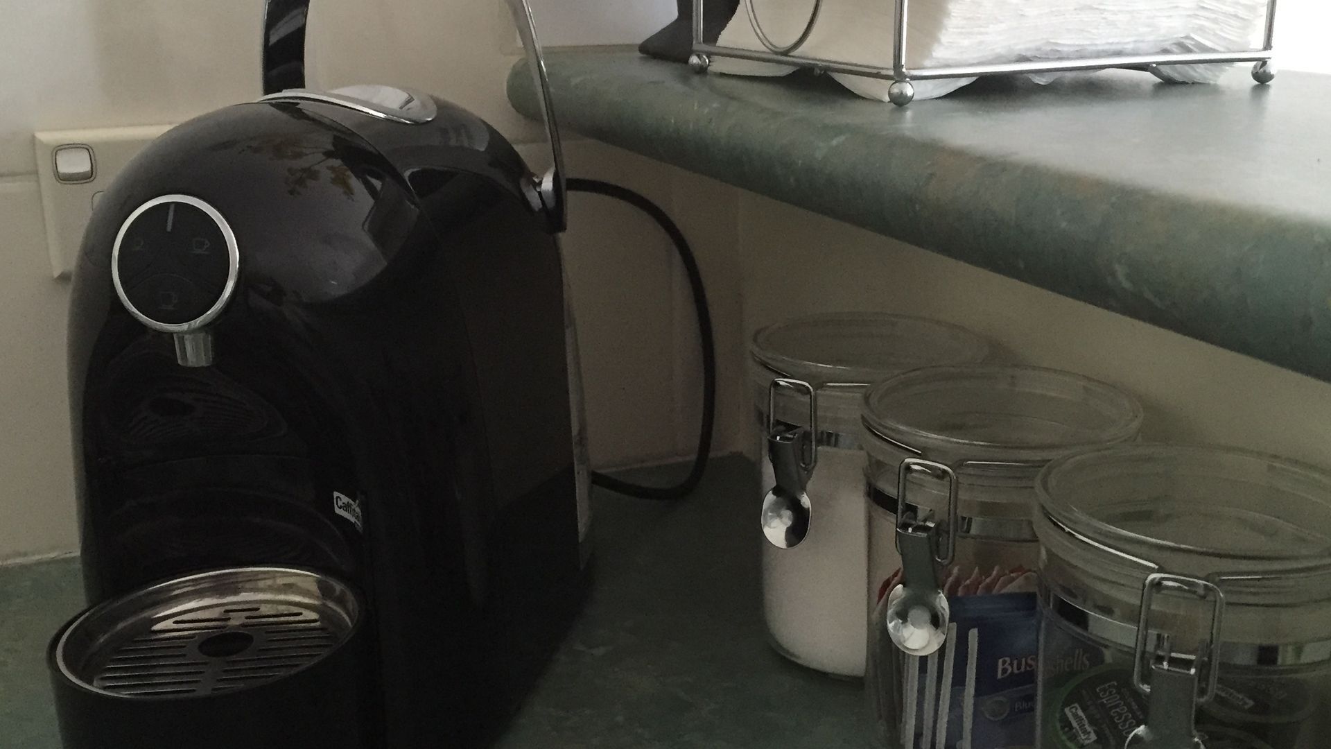 Apartment on Esplanade — image 11