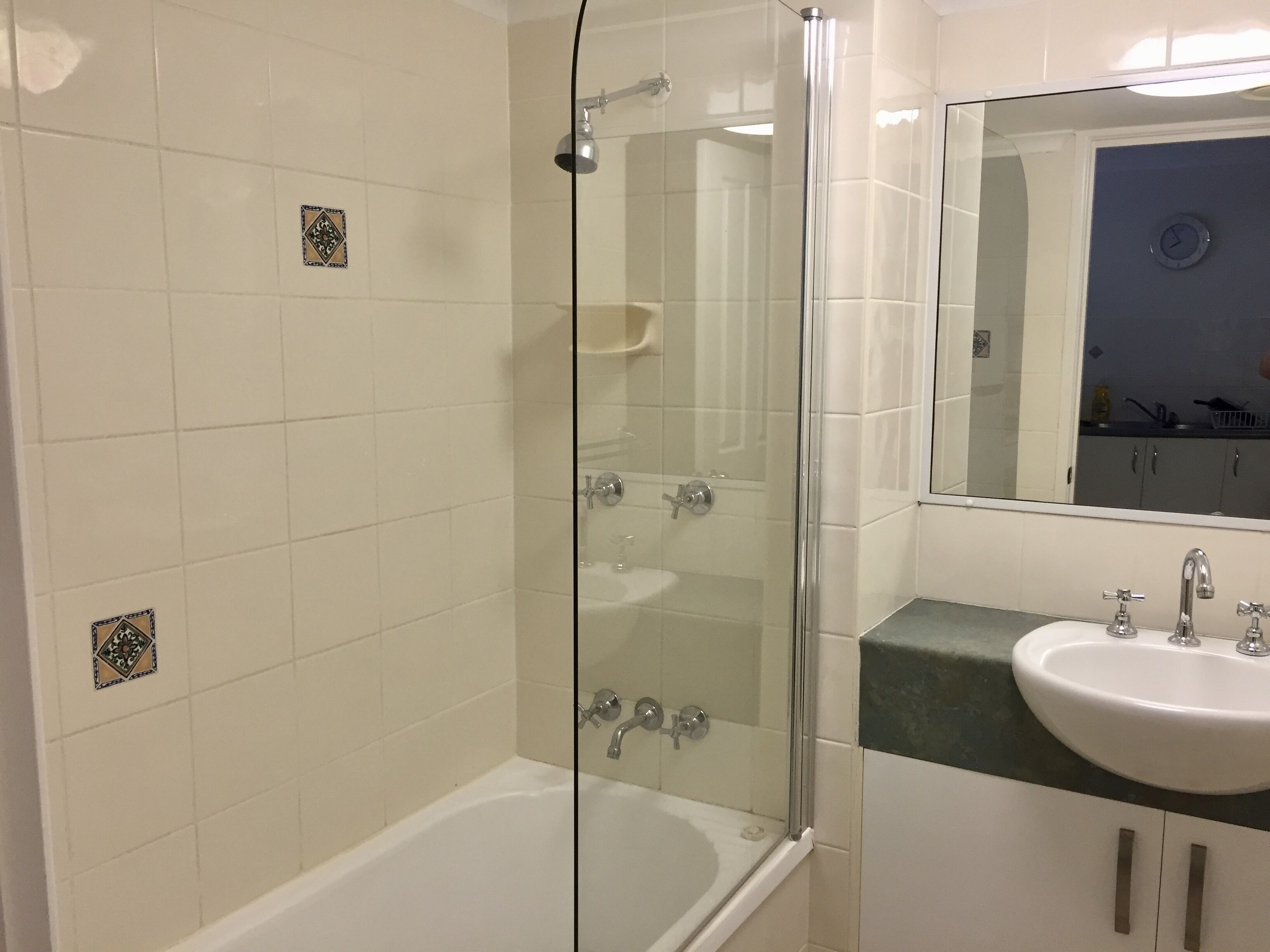 Apartment on Esplanade — image 10