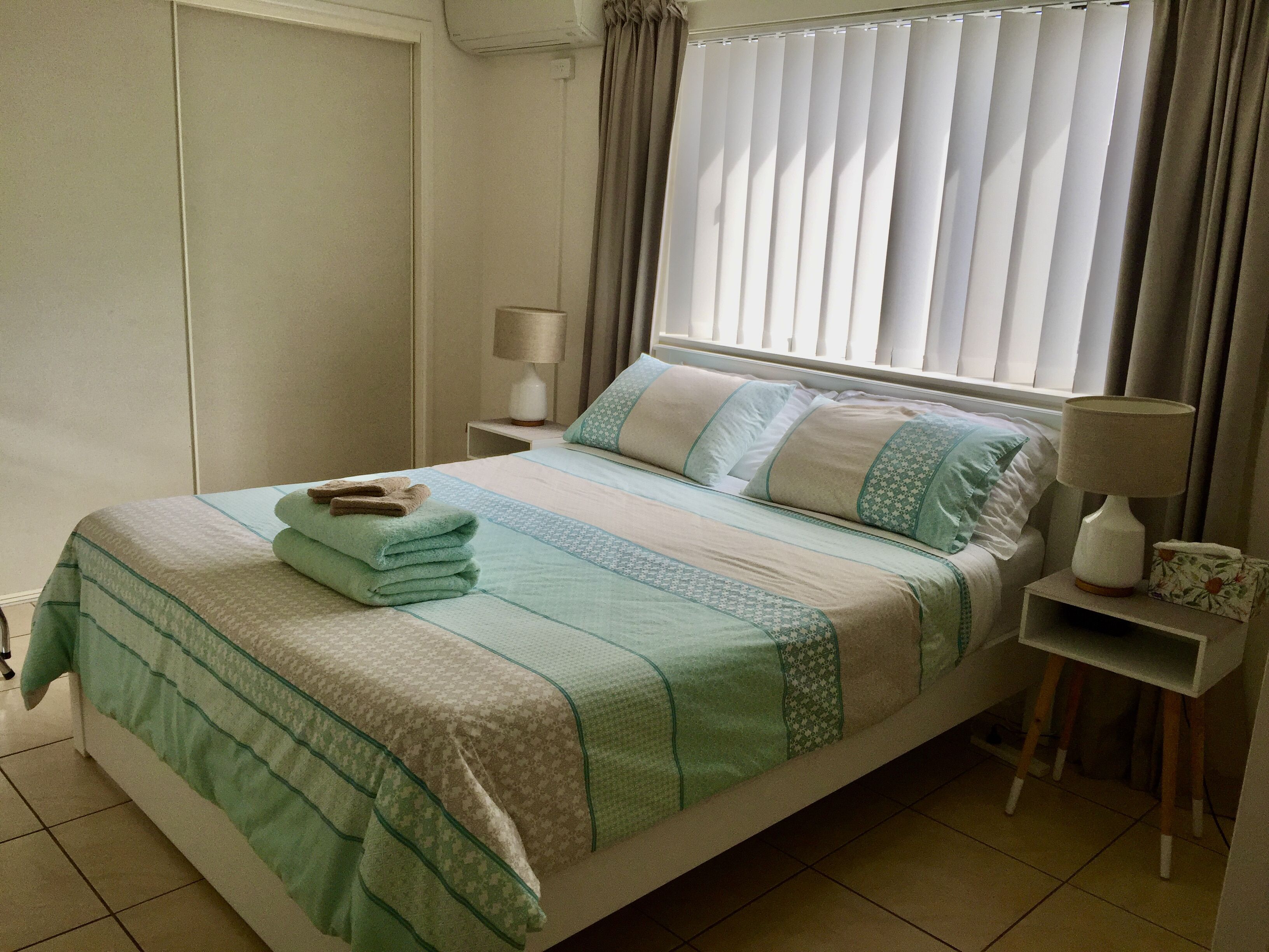 Apartment on Esplanade — image 6