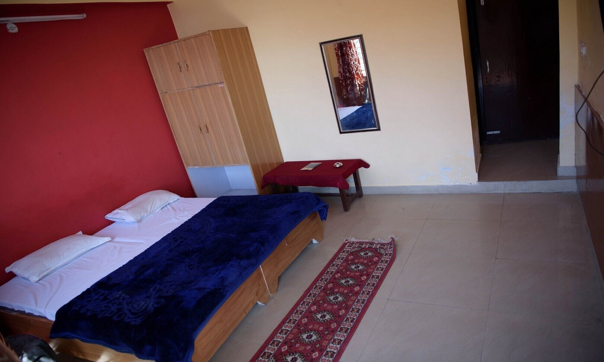 Comfortable Room on Secluded Mountains