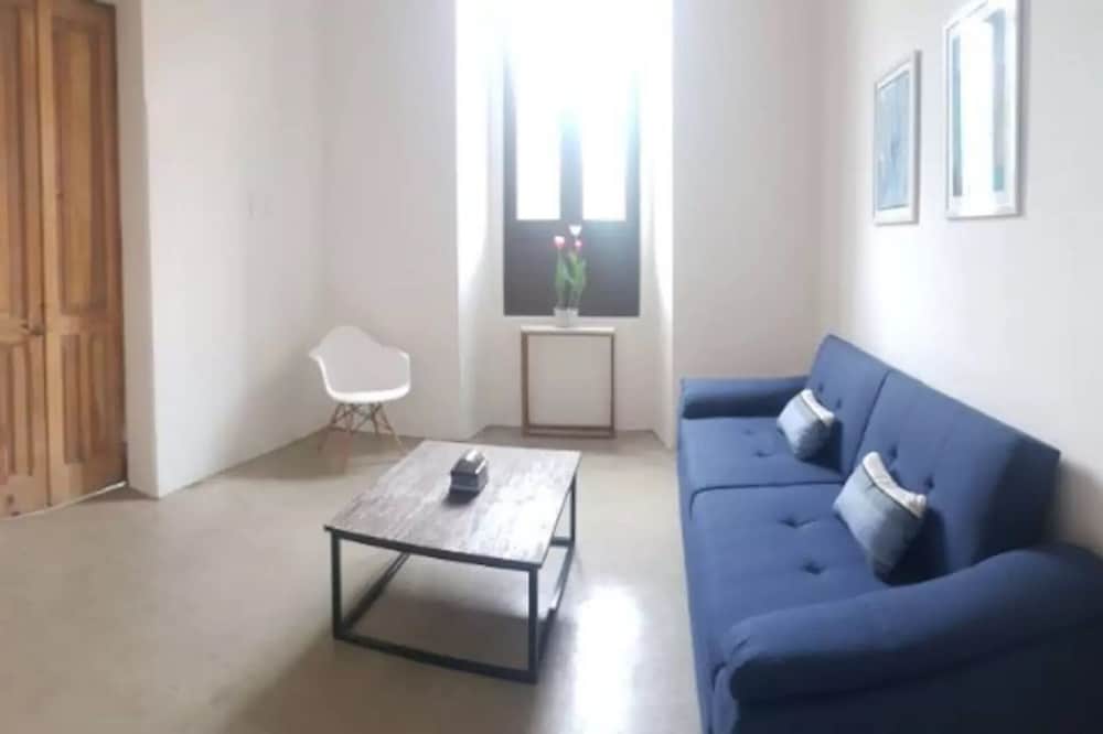 NEW **Casa Naranja **
