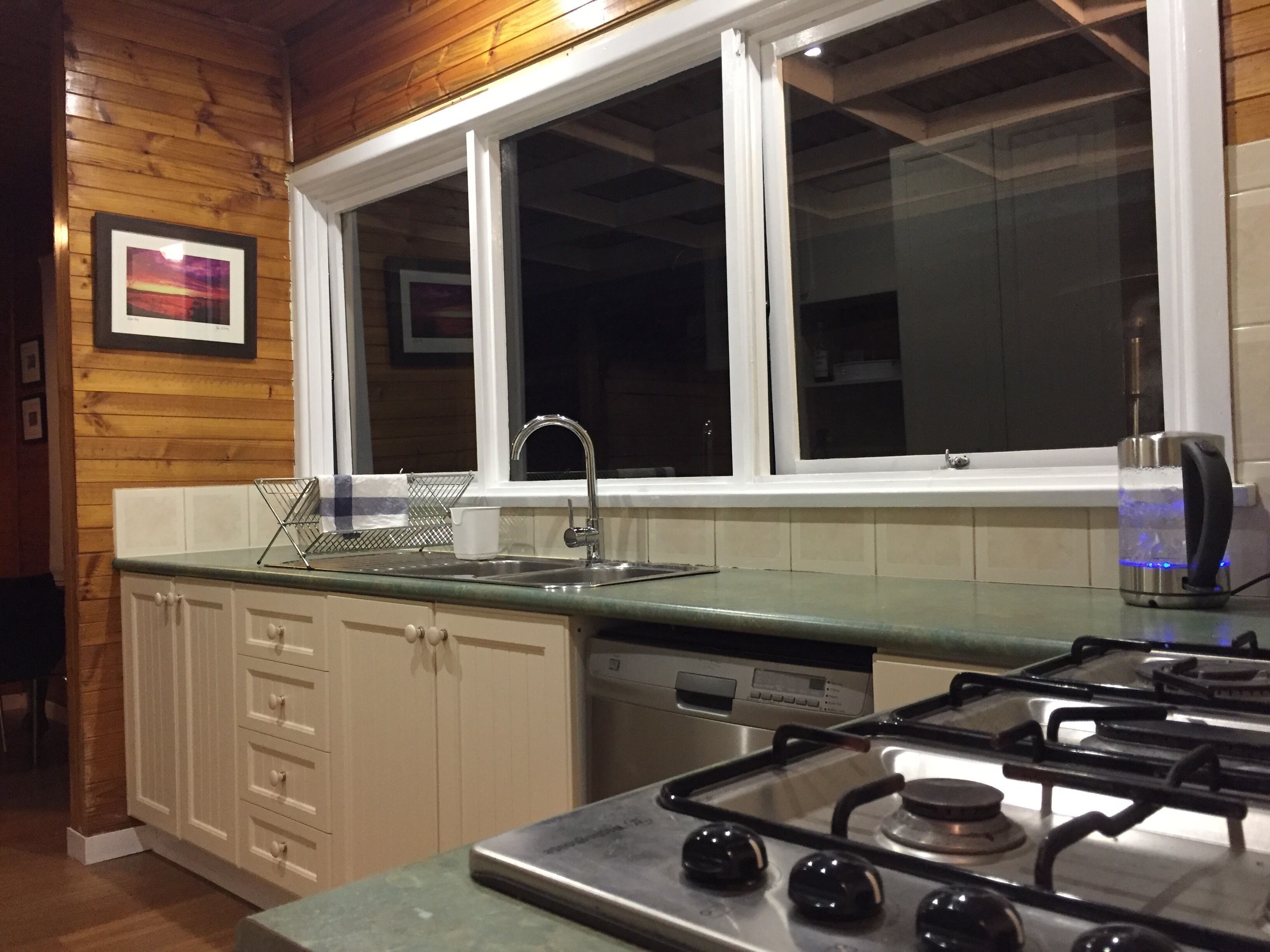 El Casa Rancho - Explore Melbourne from the leafy east! — image 6