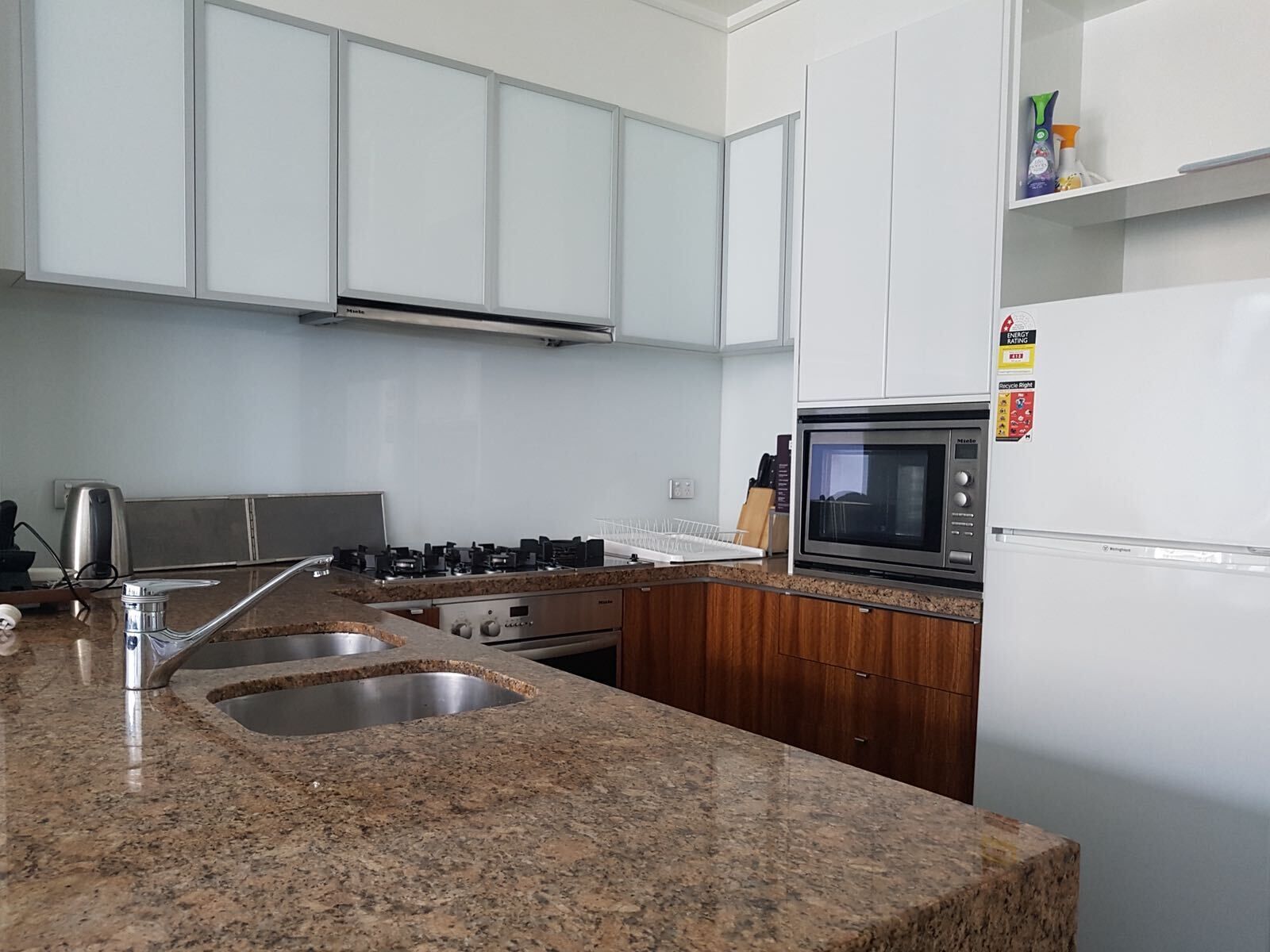 Exclusive Penthouse Across Crown Casino — image 4