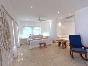 4 bedrooms, in-room safe, free WiFi, bed sheets