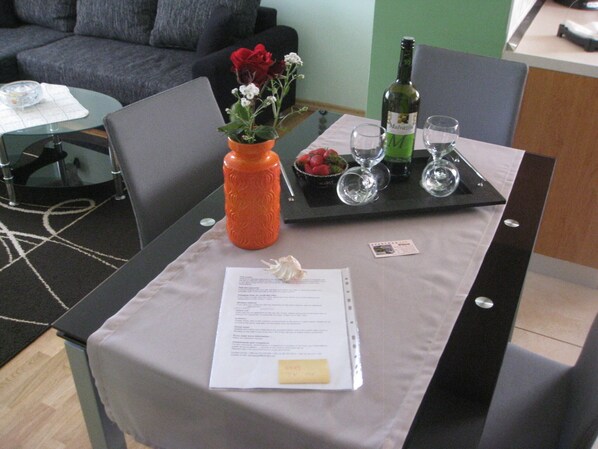 Fridge, microwave, oven, dishwasher - New apartment near the center,Pula (Pula)