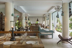 Restaurant - Citrus Tree Villas - Layla (Legian)