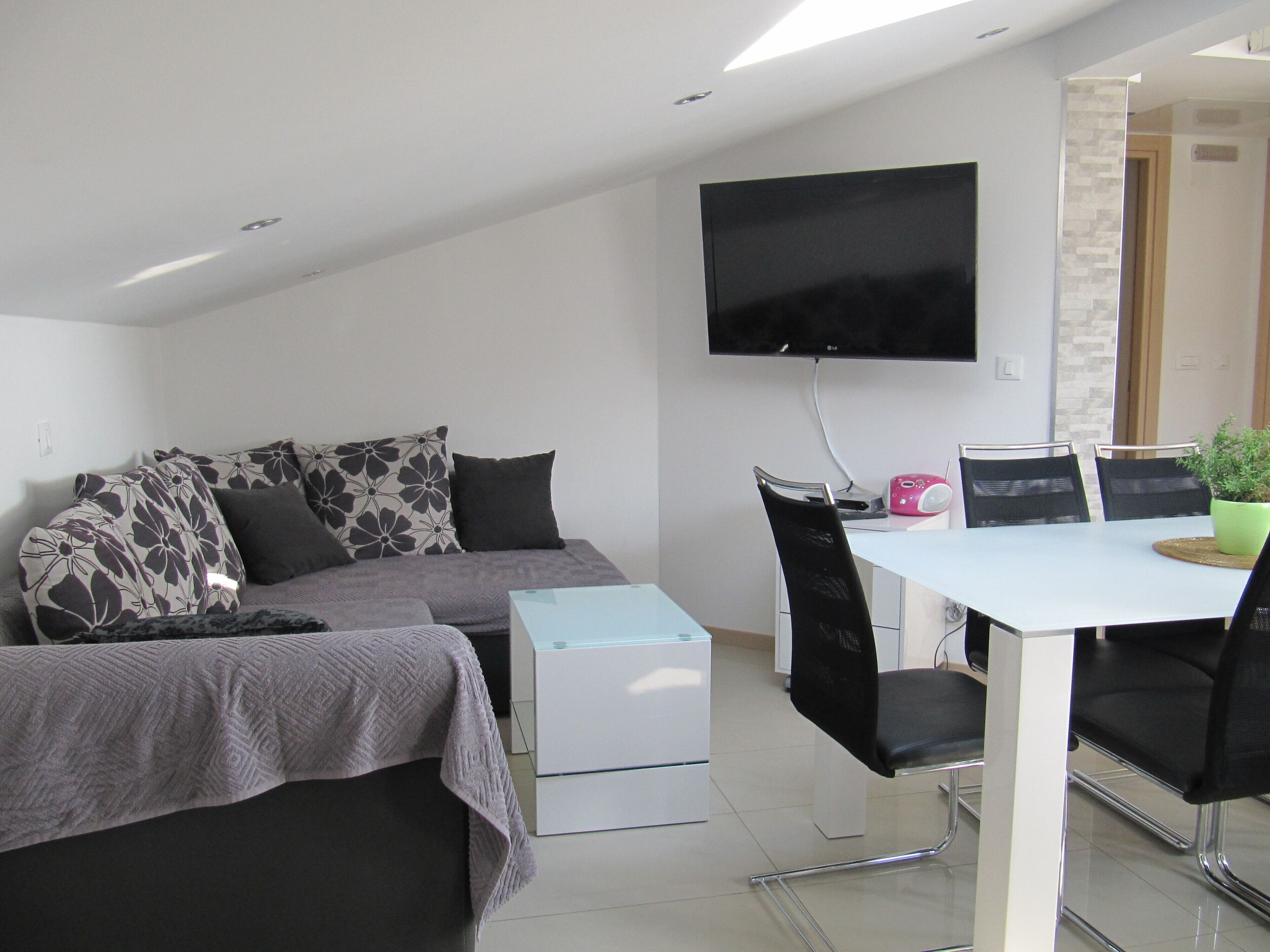 Apartment PIKA is a great place on the Adriatic sea