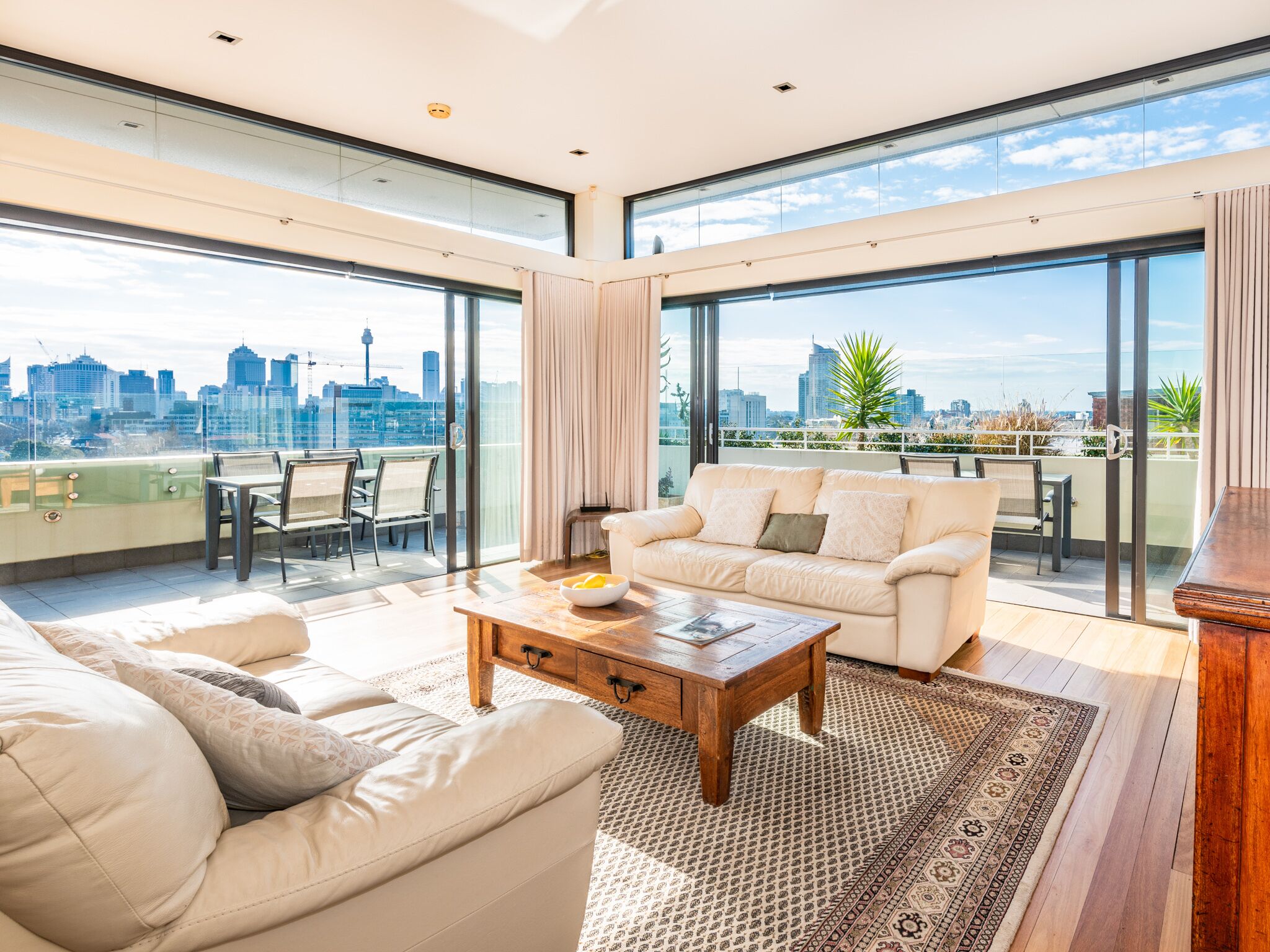 Situated in the fashionable hub of Paddington