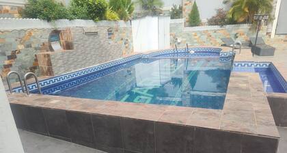 CHEAPSTAY TRAVEL HOME