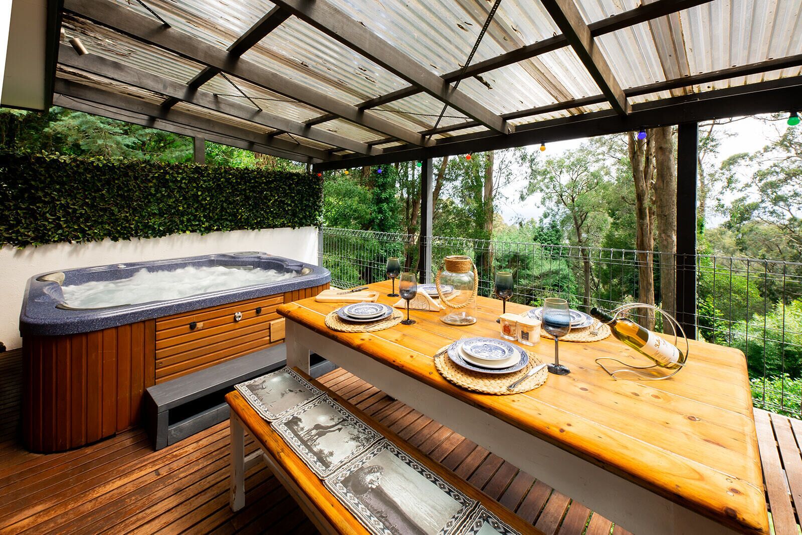 Verandah Views Cottage - Luxury Spa Cottage with Breathtaking Views — image 8