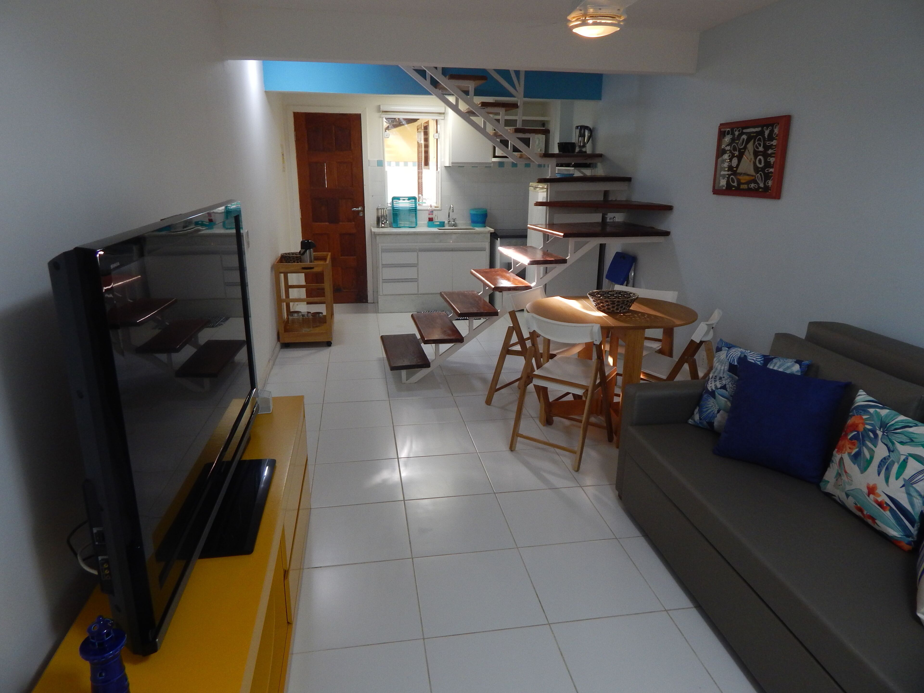 Only 7 minutes walk from the right corner, the trendiest beach of Geribá!