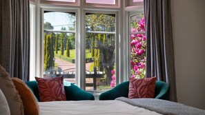 3 bedrooms, Internet, bed sheets - Beacon House - Ideal for families and groups (Daylesford)