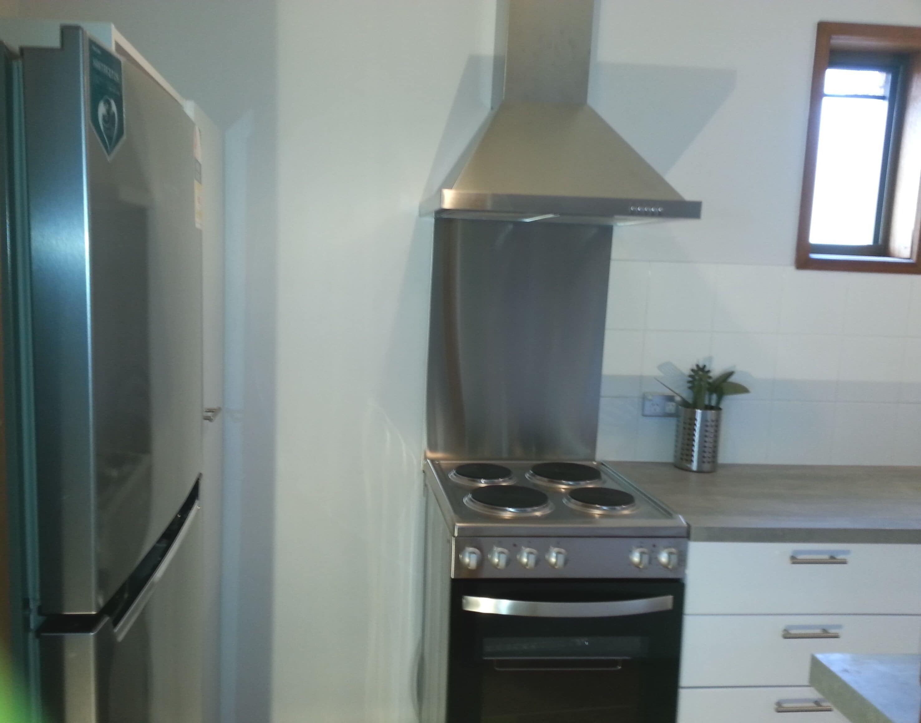 The Tardis2 - Huge Leafy Balcony BBQ — image 19