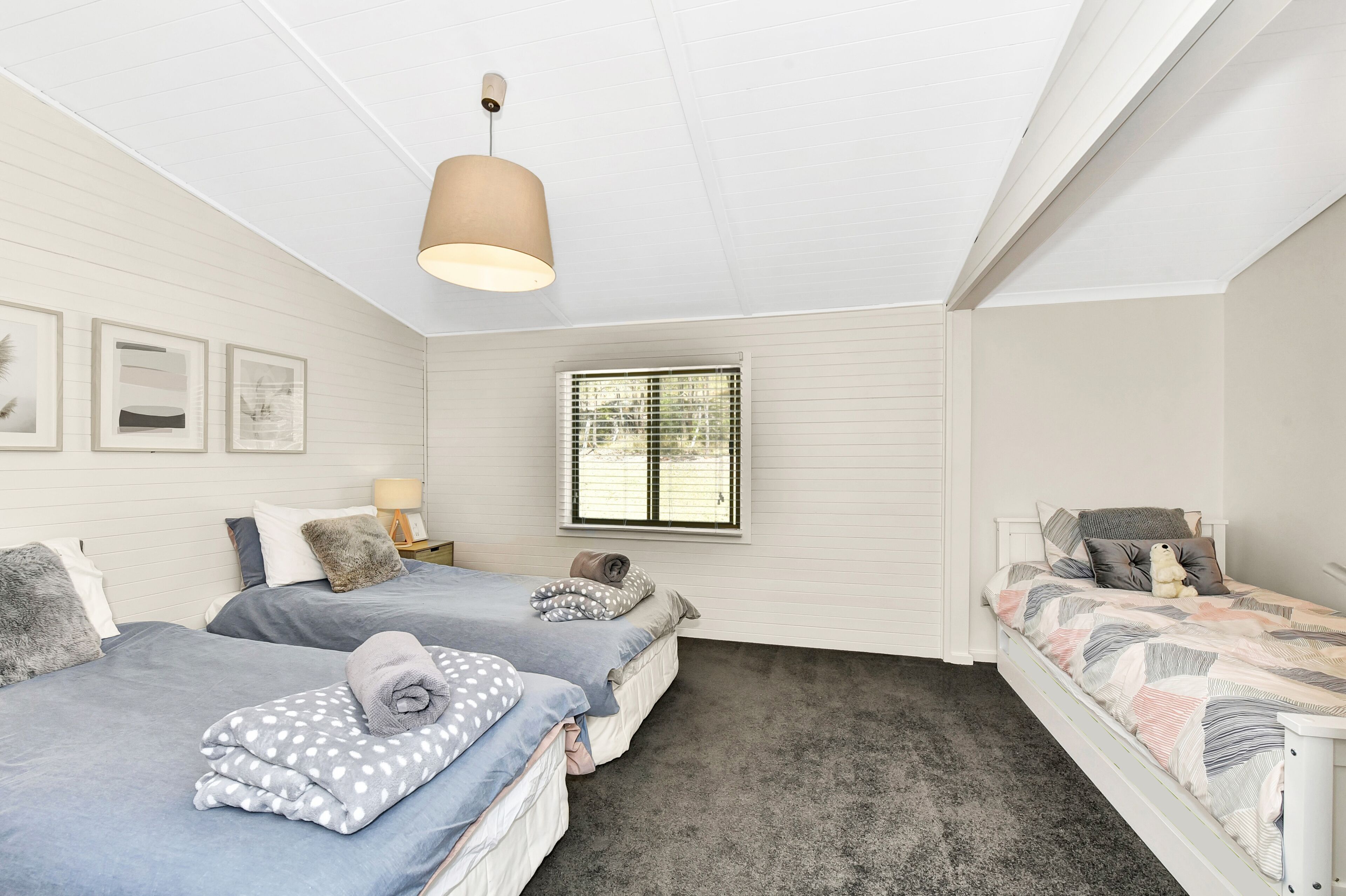 Luxury self-contained homestead and a farm full of beauty and adventure — image 18