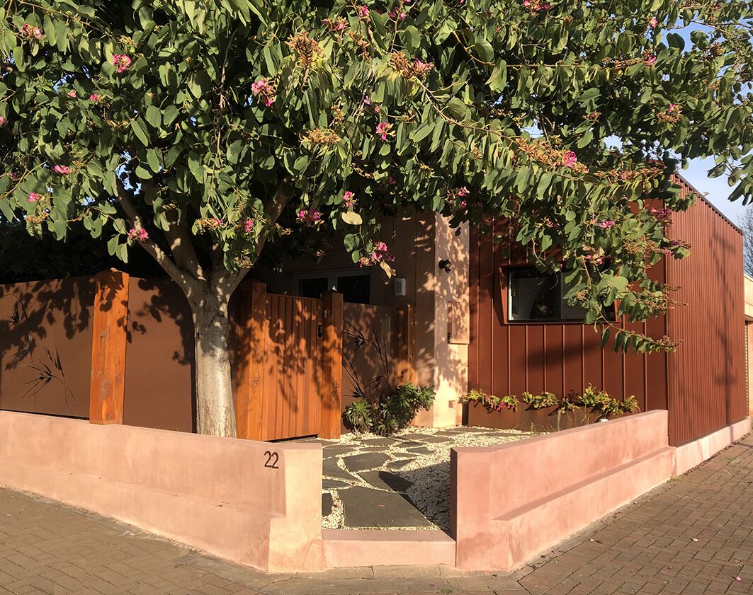 Cosmopolitan Norwood - City convenience — image 2