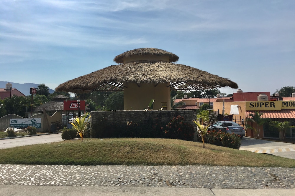 Casa en Renta Ixtapa-Zihuatanejo a 5 minutos de la Playa