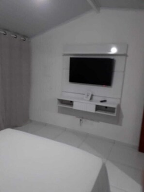 1 quarto, ferros/tábuas de passar roupa, Wi-Fi, roupa de cama
