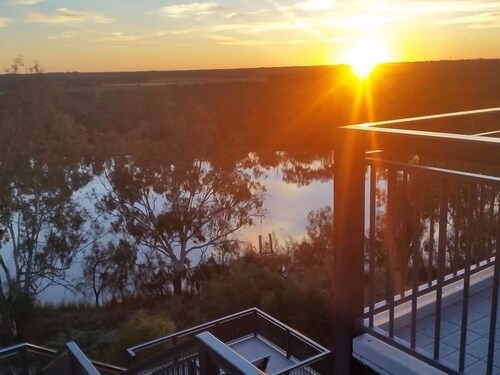 Apartment 37 on Lemon