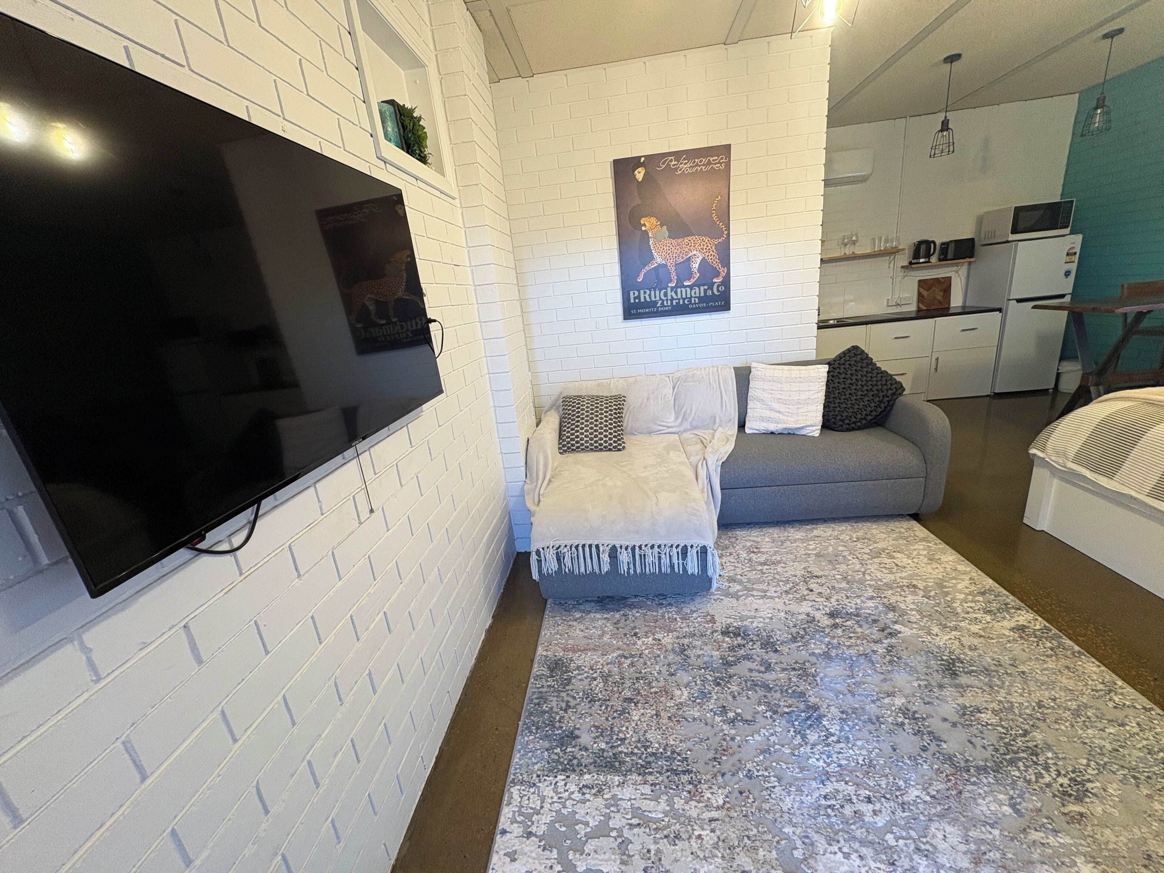 TV
