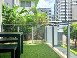 Property grounds - Darwin City Chic - Kube Apartments (Darwin)