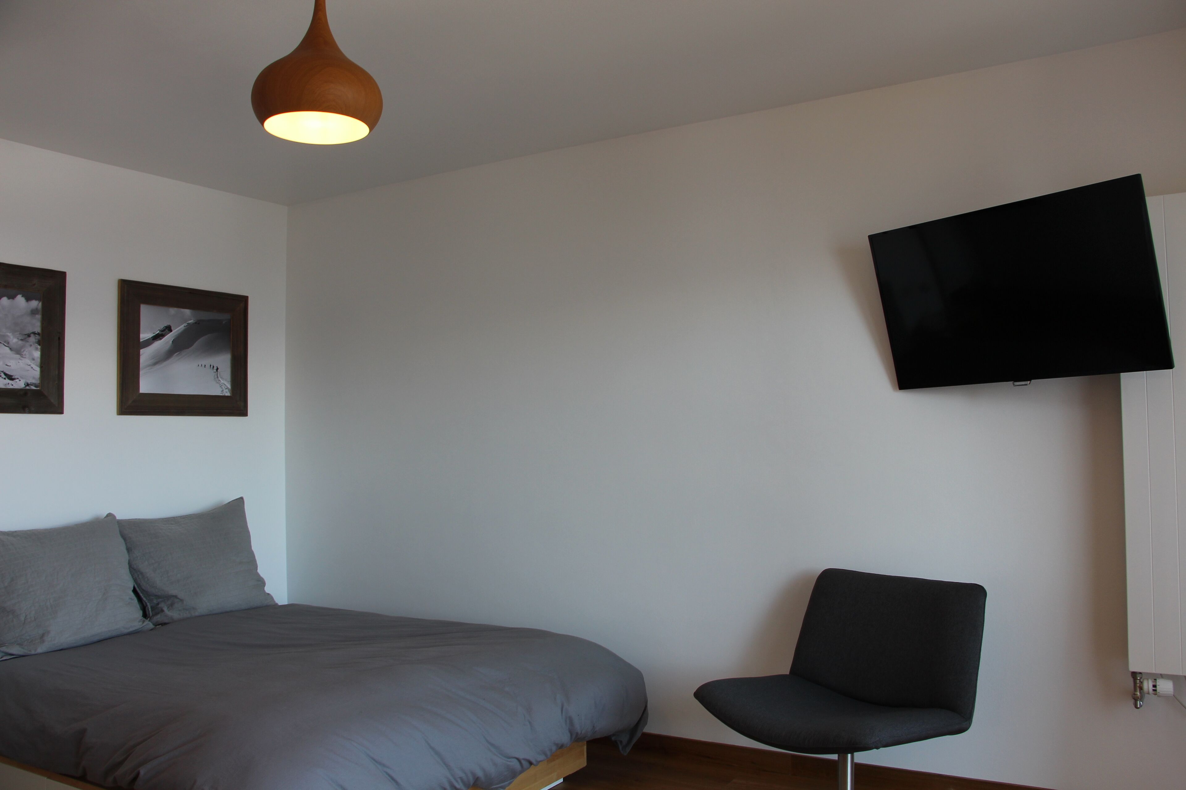 Alpine panorama studio