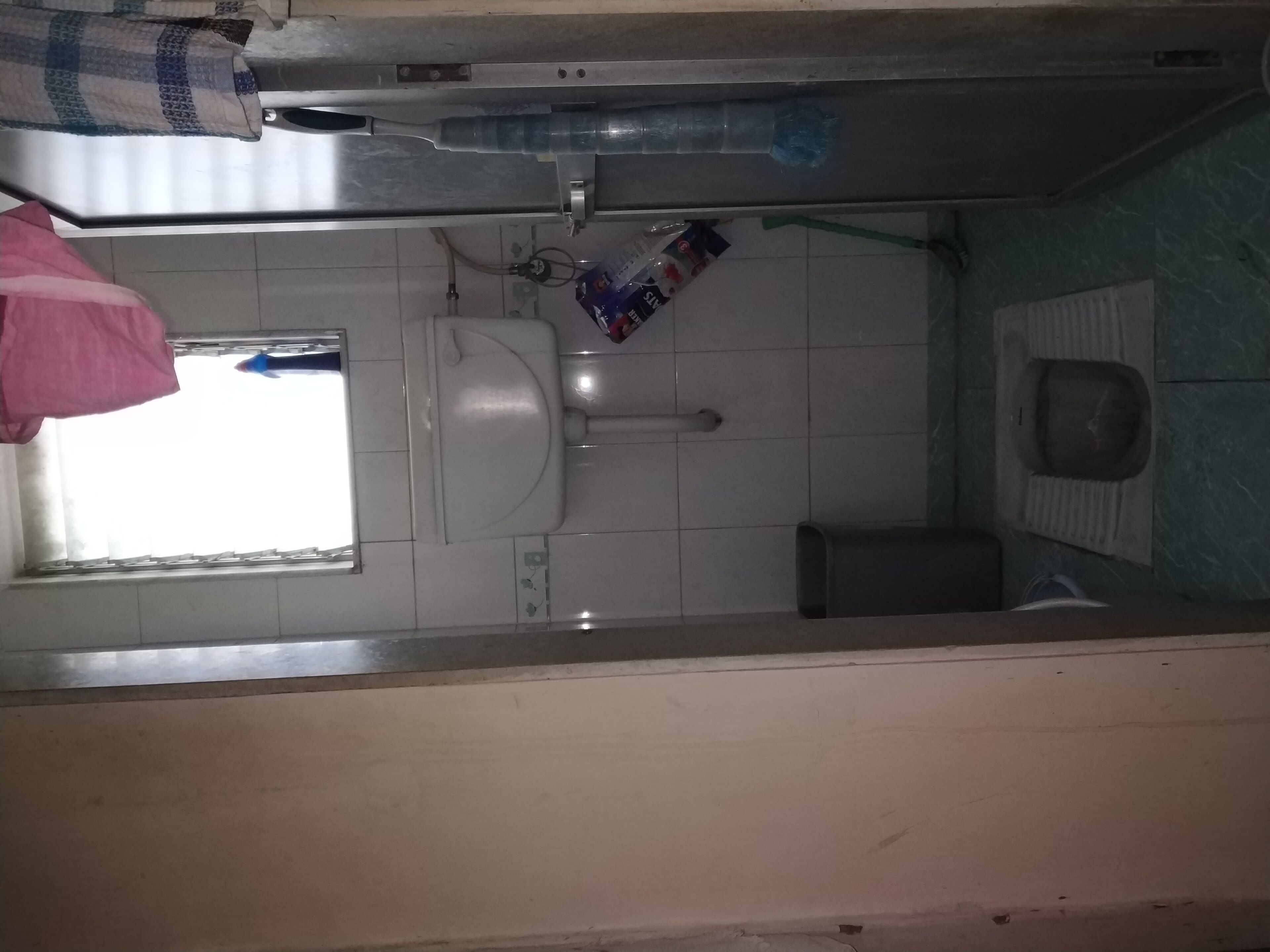 Air conditioned, fully furnished 1RK, ideal for 2-3 persons.