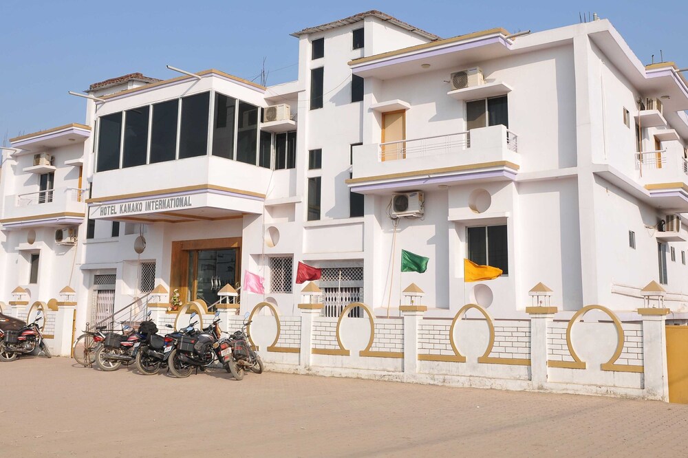 HOTEL KANAKO INTERNATIONAL BODHGAYA