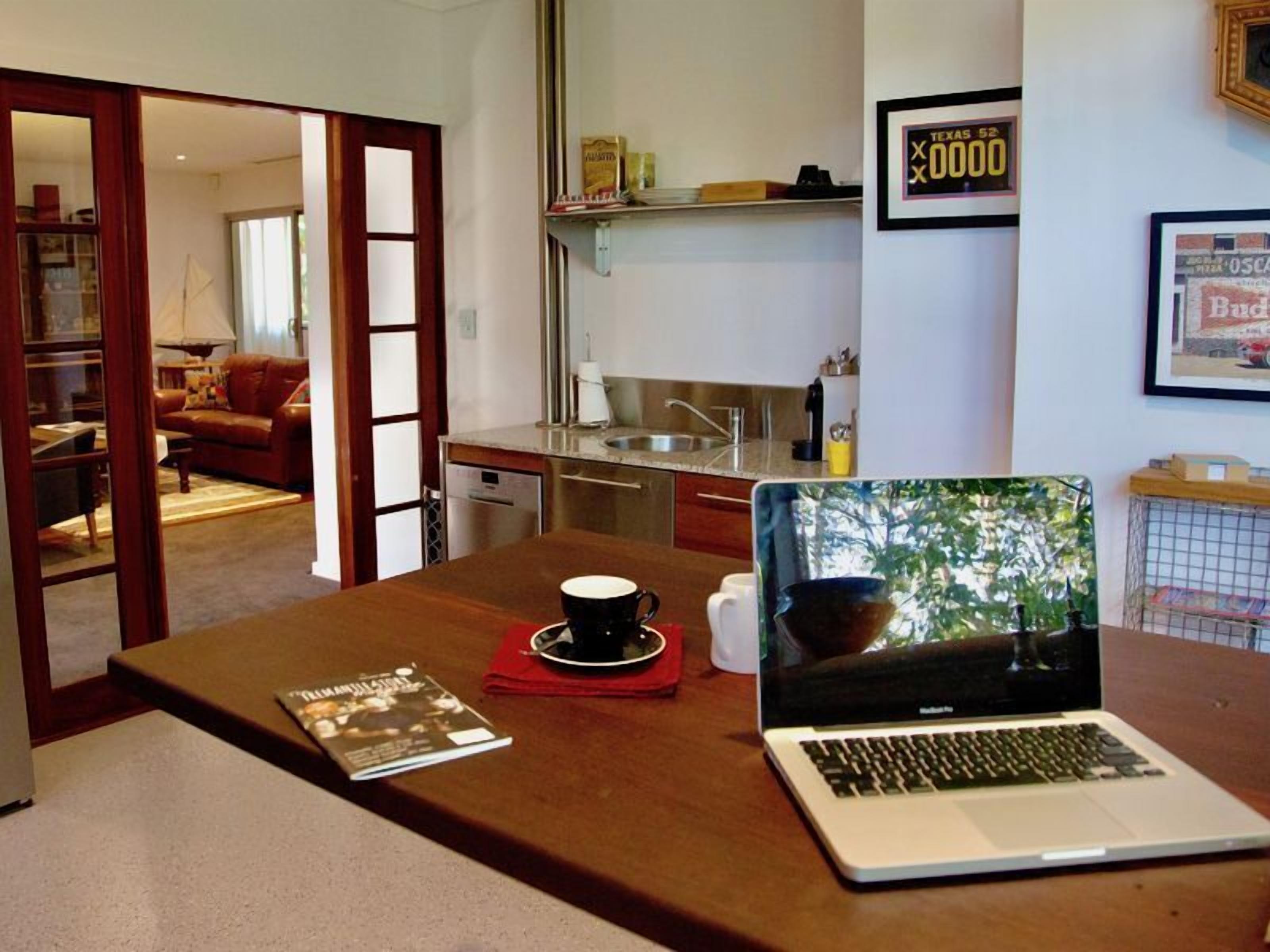 Luxe 2 Bedroom 2 Bath — image 4