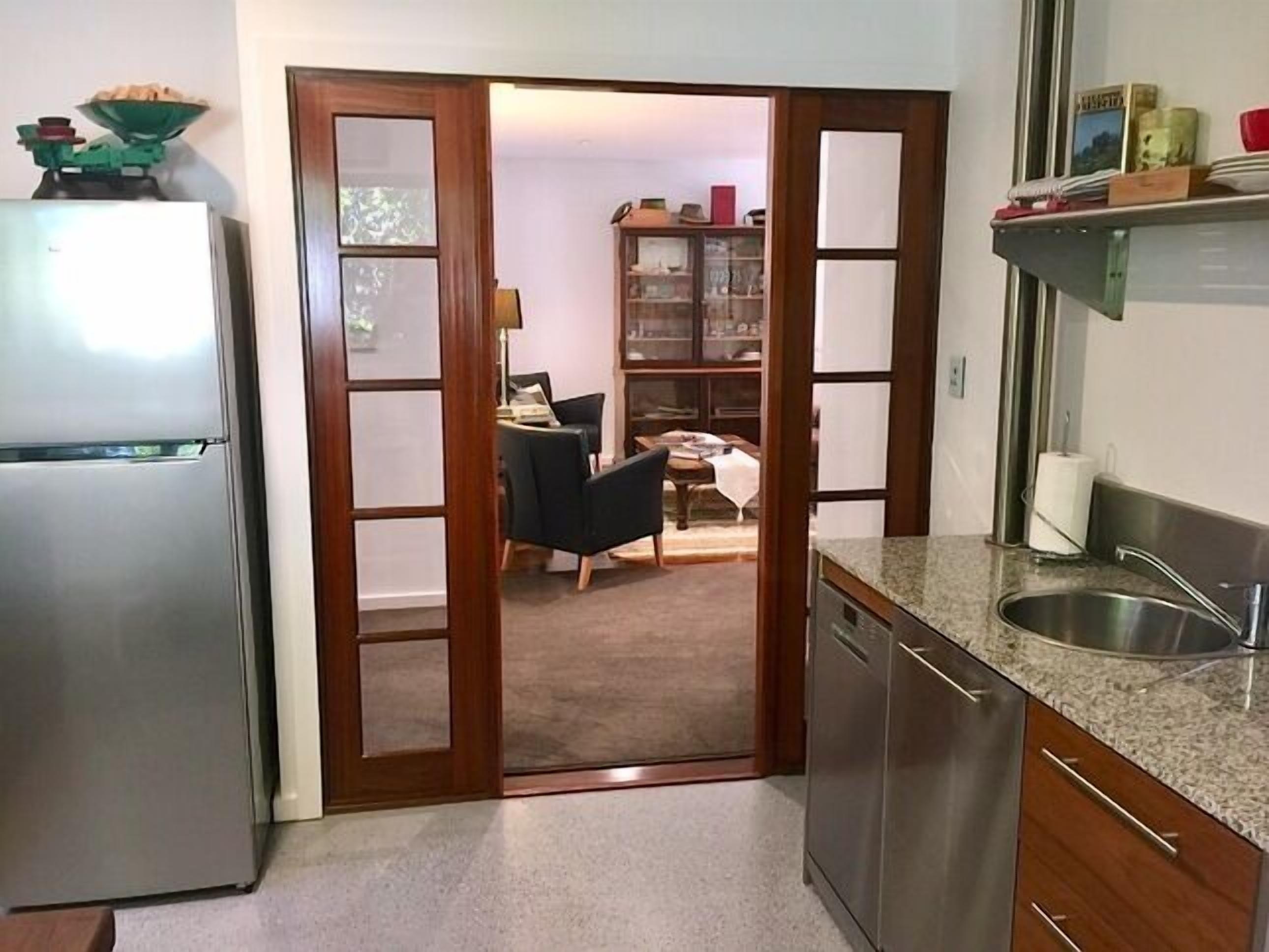 Luxe 2 Bedroom 2 Bath — image 13