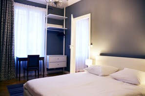 2 室のベッドルーム、アイロン / アイロン台、WiFi、ベッドシーツ