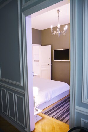 2 makuuhuonetta, silitysrauta/-lauta, Wi-Fi, vuodevaatteet