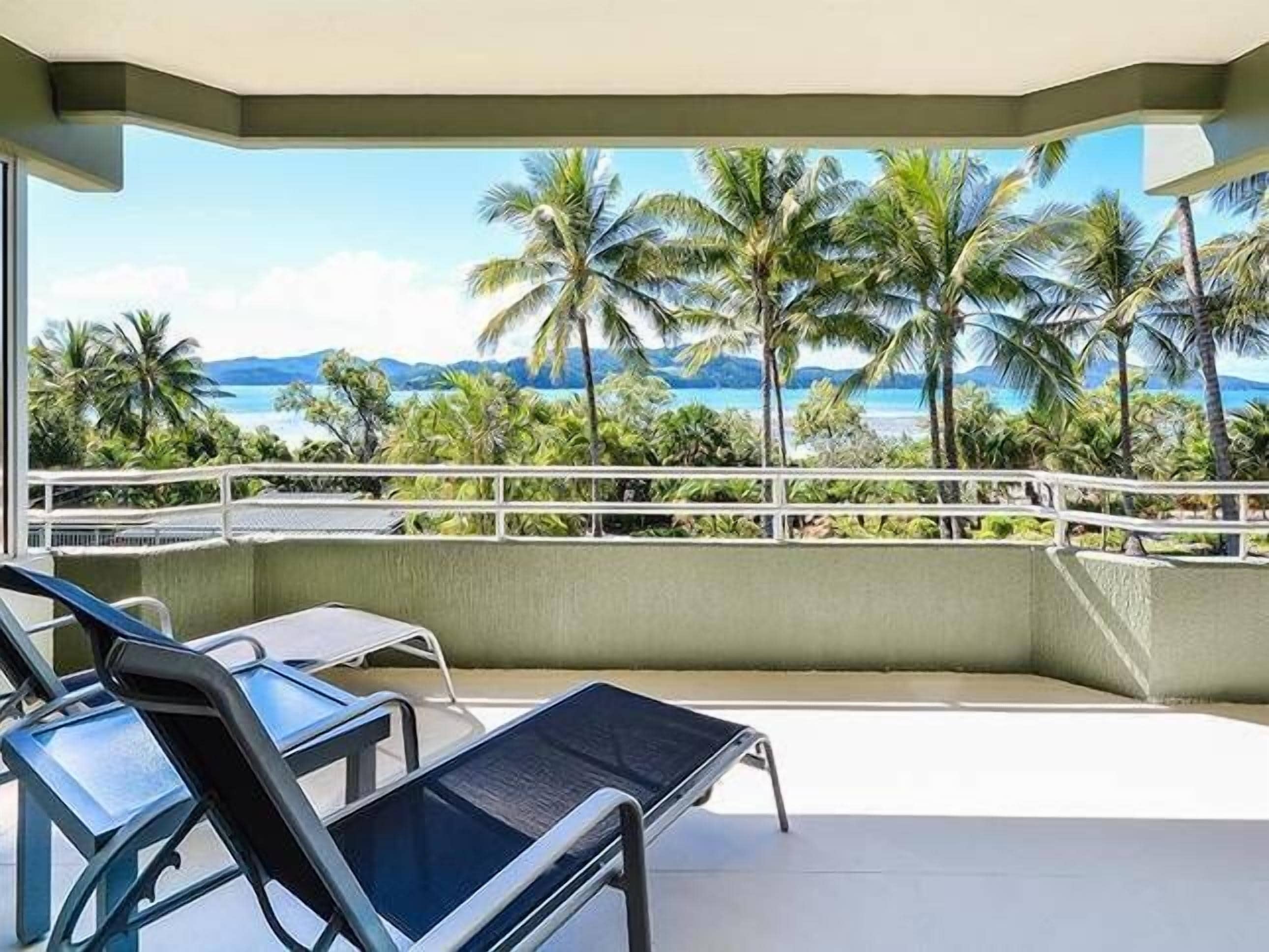 Hibiscus 107 - Hamilton Island