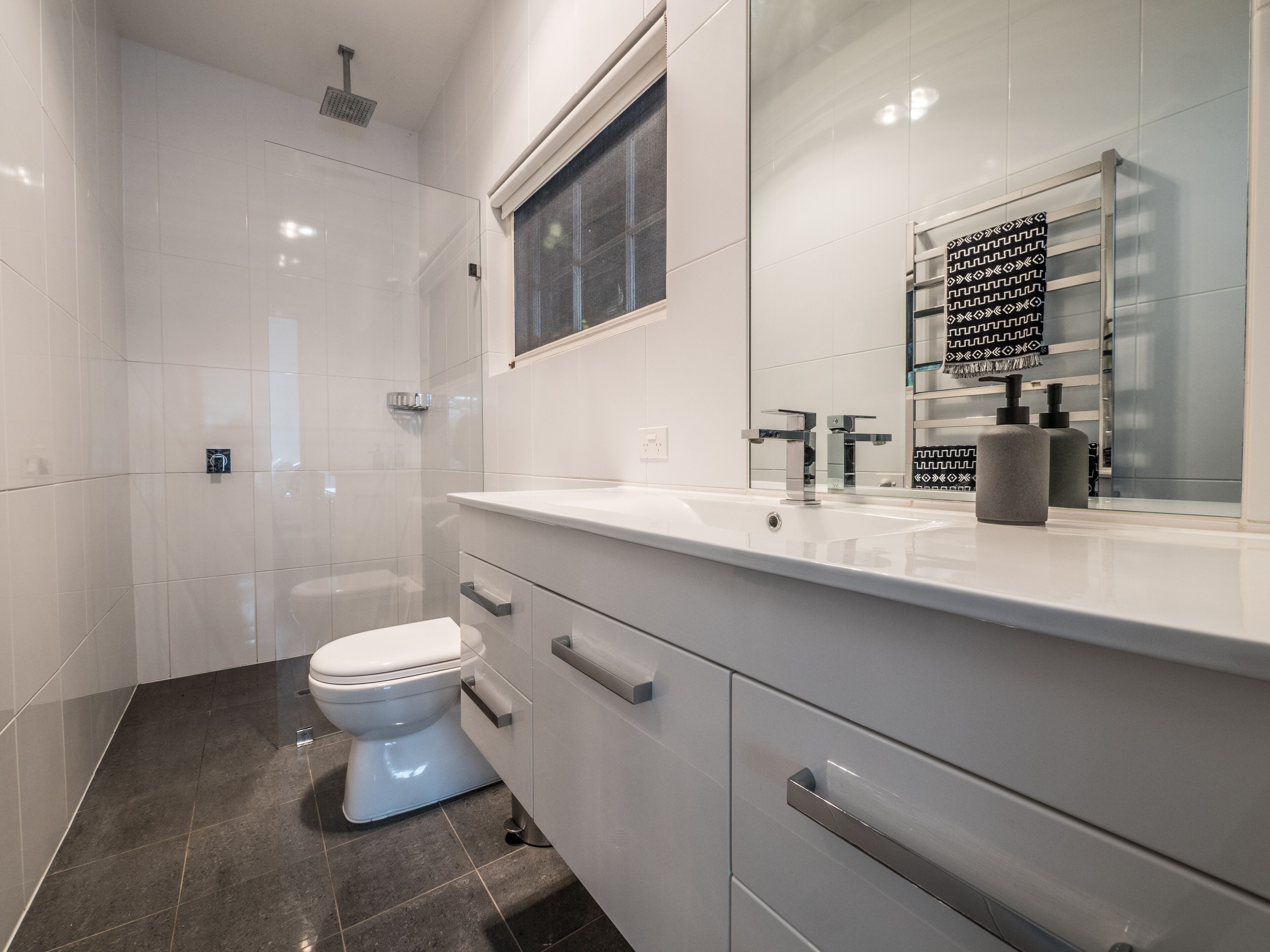  Millswood Manor  - Character Home — image 8