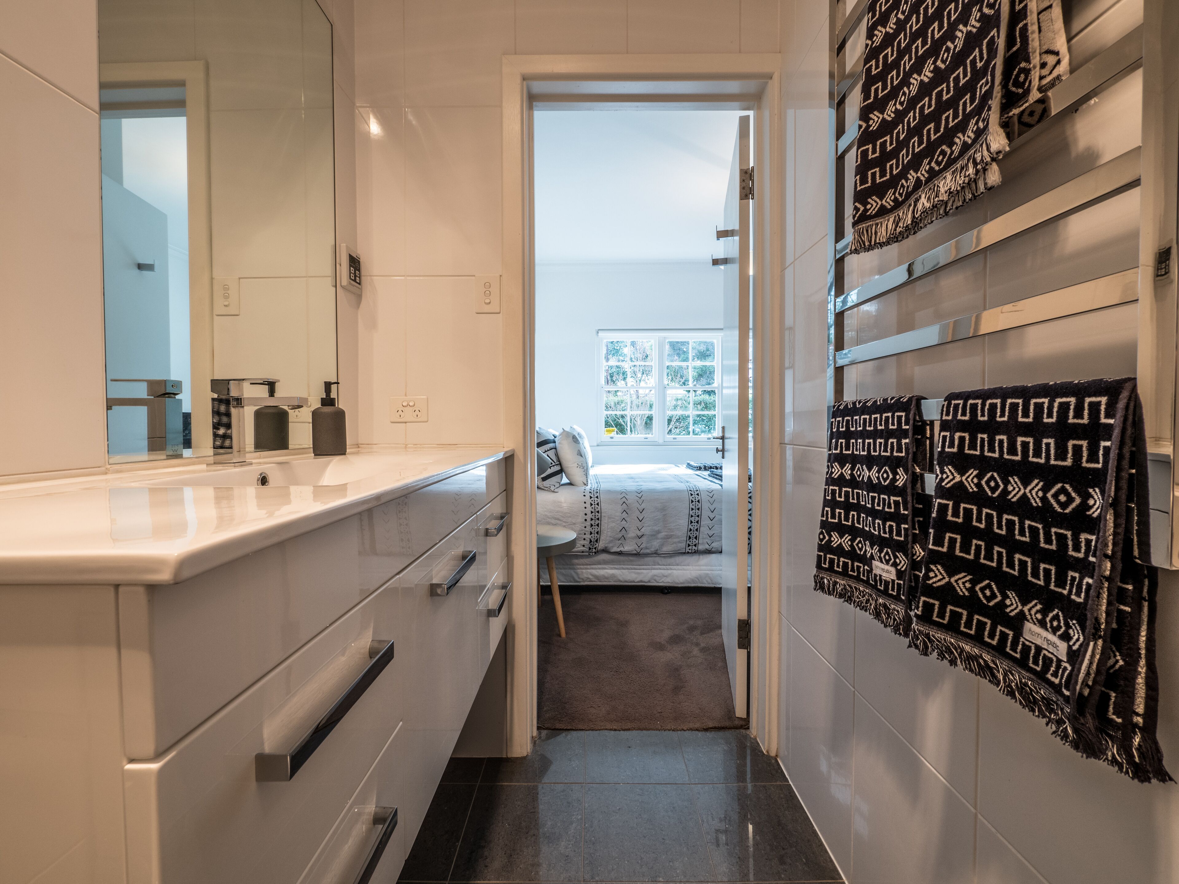  Millswood Manor  - Character Home — image 7