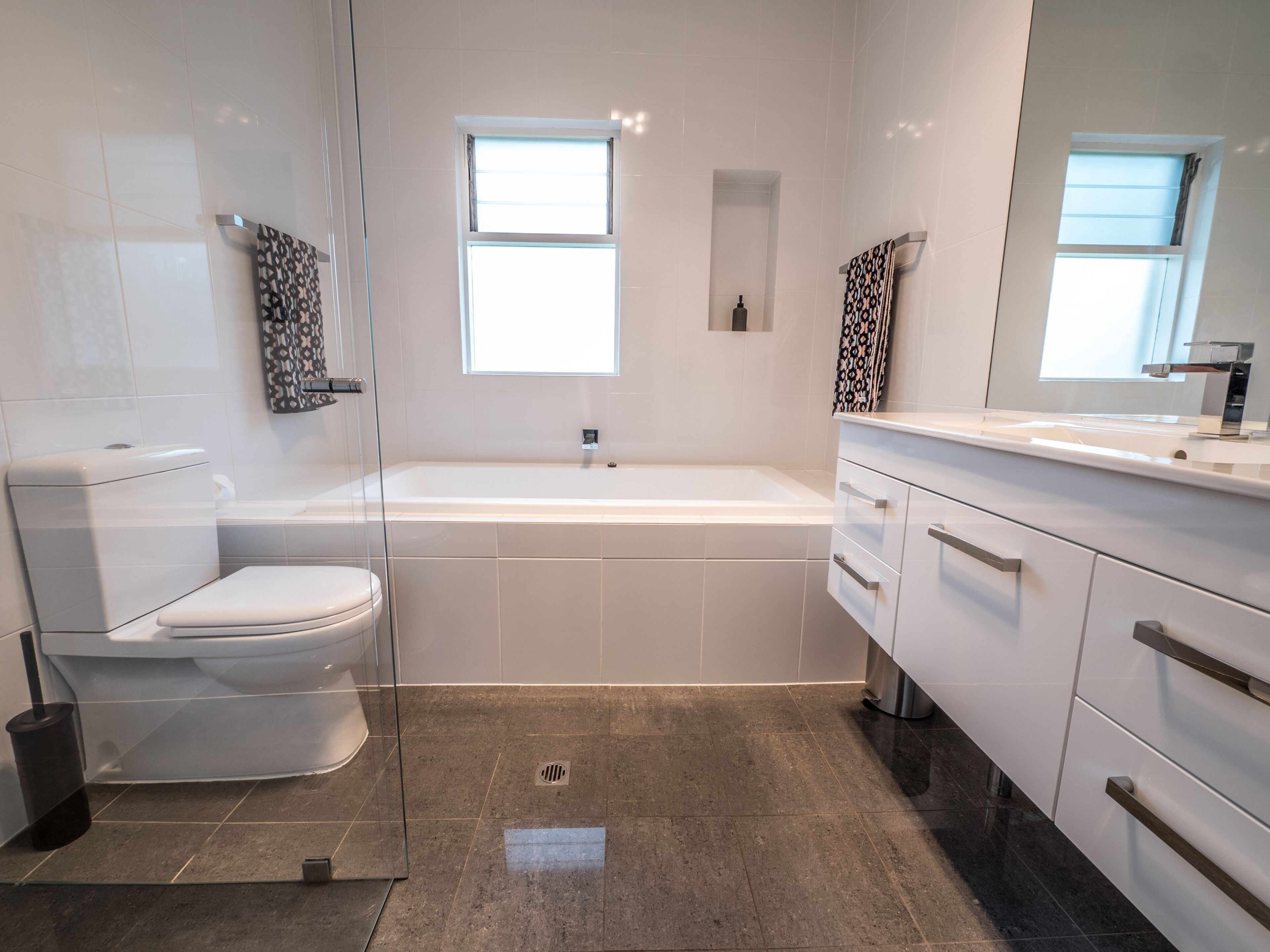  Millswood Manor  - Character Home — image 11