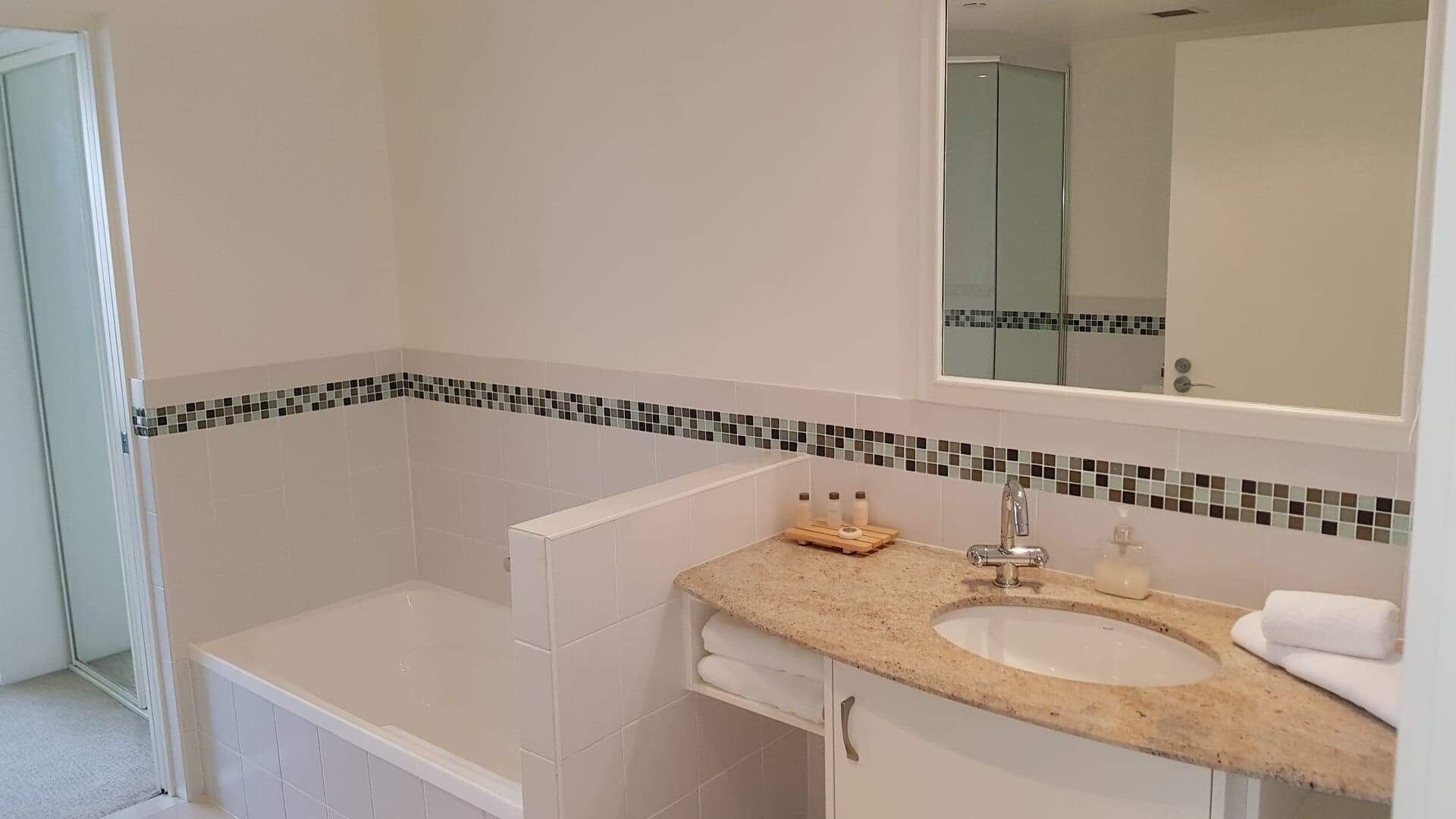 STUNNING OCEAN VIEW 2 BDRM 2 BATH APARTMENT IN THE CROWN TOWERS RESORT \n\n — image 22