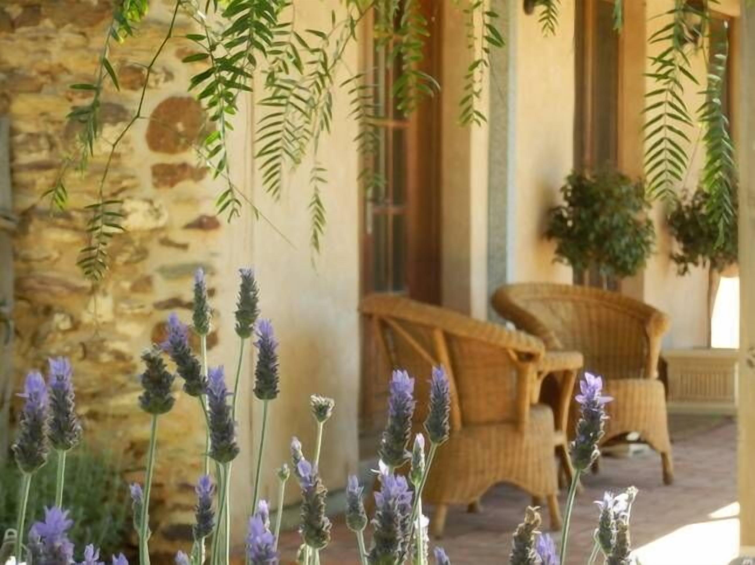 Enerby Farm Cottage - located at Cockatoo Valley — image 2