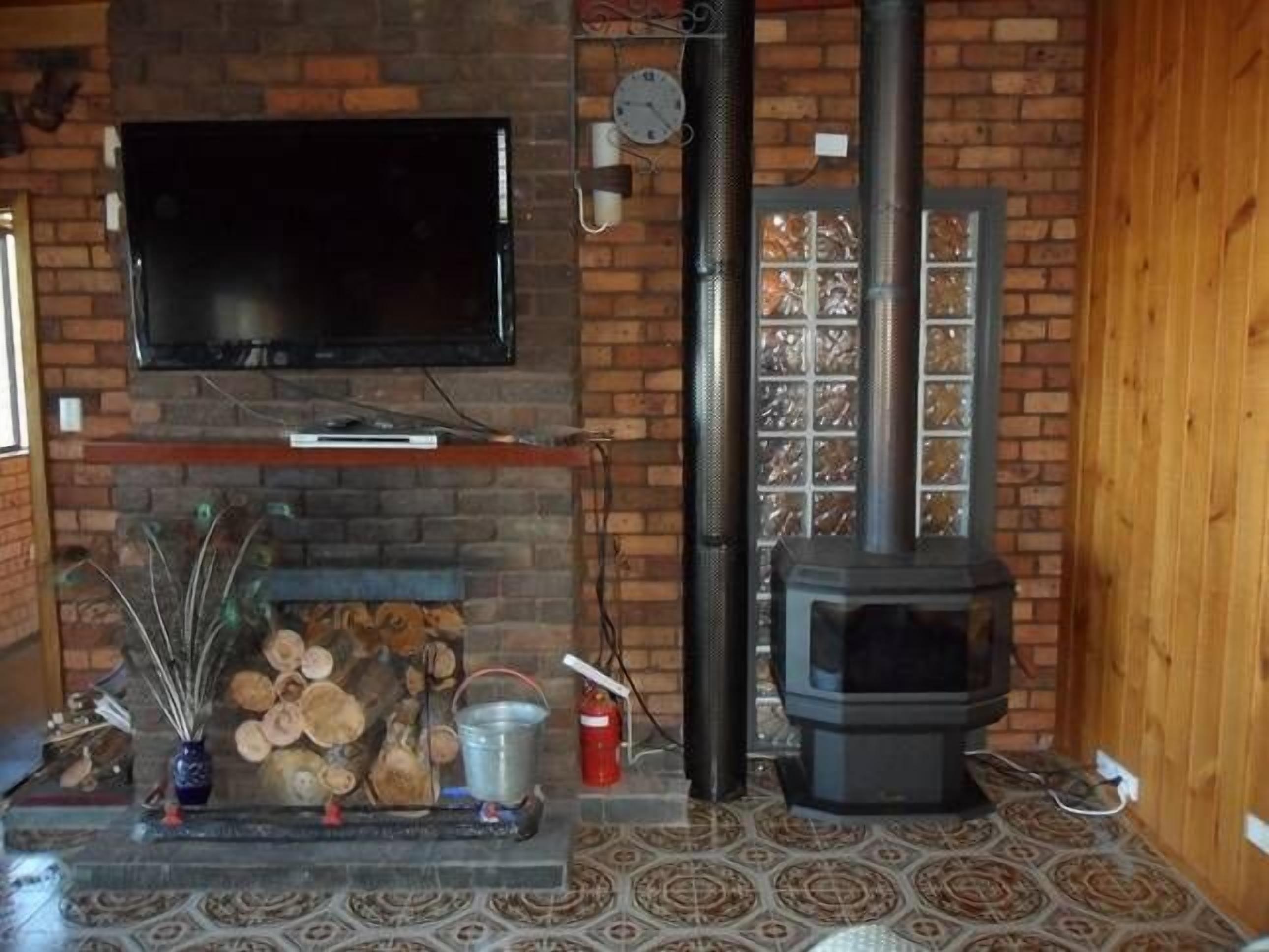 Pindari on Lake Eucumbene — image 7