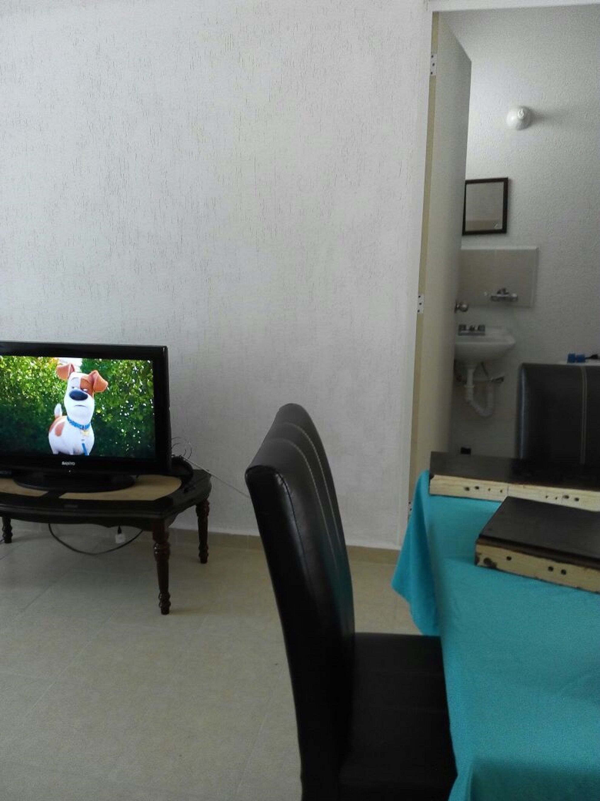 Just 15 Minutes From The Beautiful Beaches Of The Caribbean