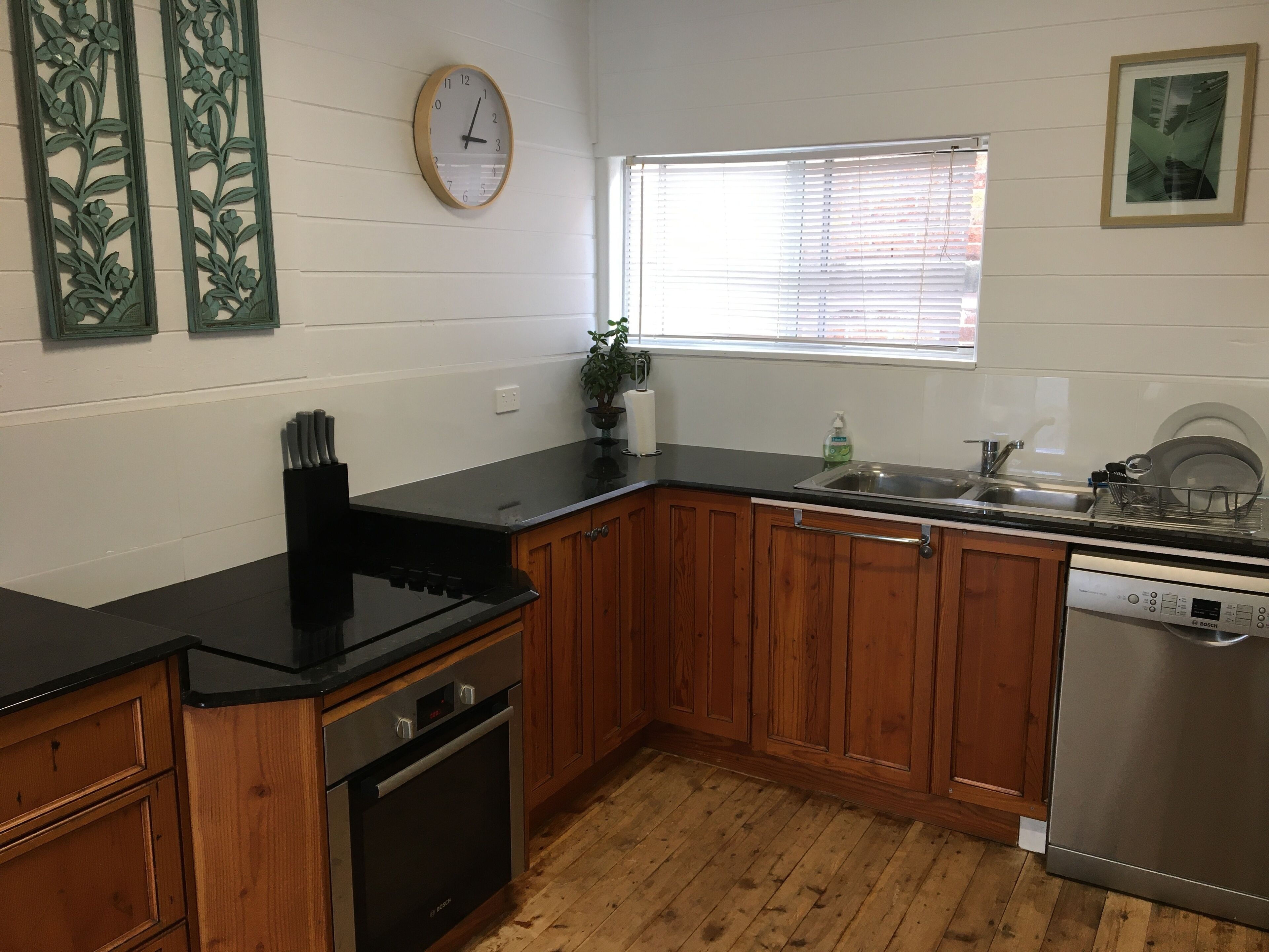 Beach House Easy walk to Beach