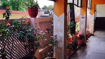 Enceinte de lâhĂ©bergement