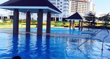 A Modern Condo Unit with a Homely Atmosphere!