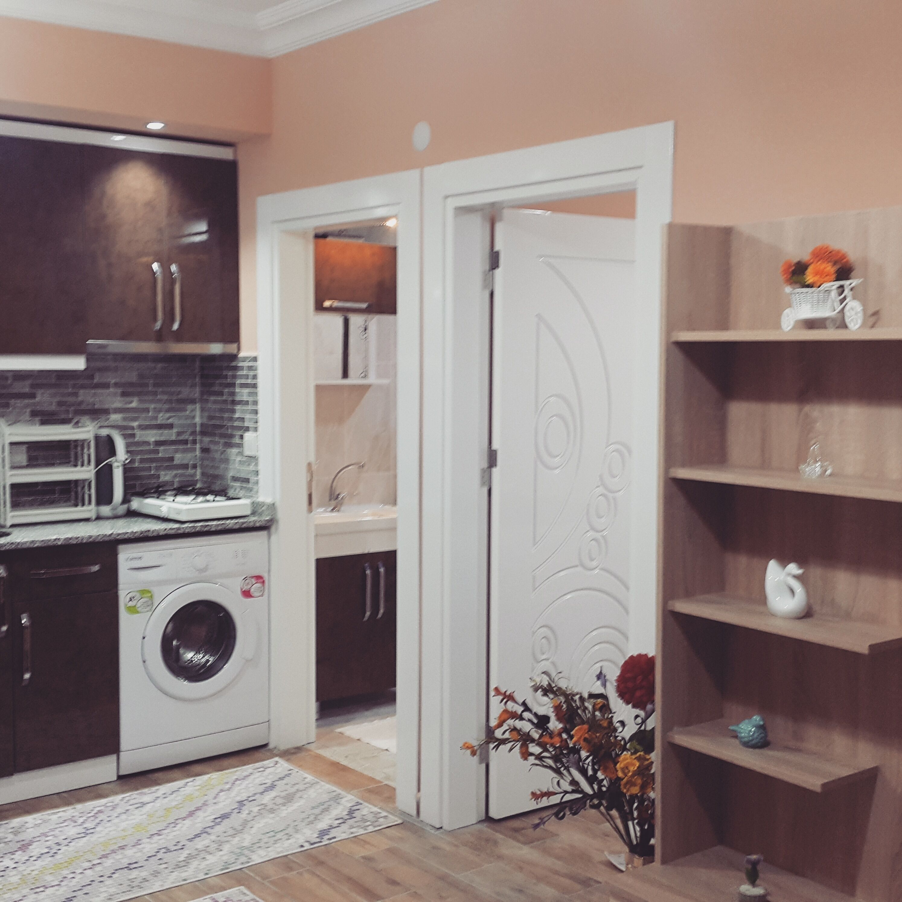 Your houses are Located in the city center, modern vip service, quality service