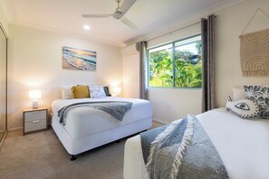 2 bedrooms, iron/ironing board, WiFi, bed sheets