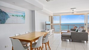 Dining - Villa Seascapes with sweeping waterviews (Coolum)