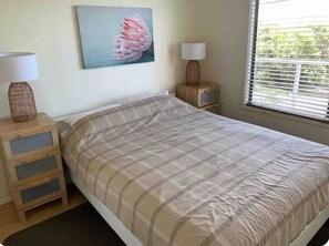 3 bedrooms, iron/ironing board