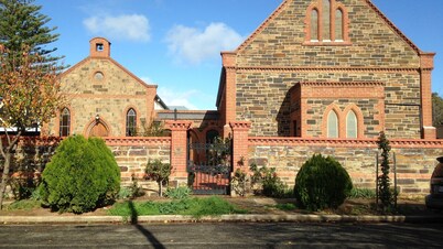 Little Glory Guest House Circa 1885