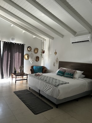 8 camere, ferro/asse da stiro, culla da viaggio, Wi-Fi gratuito