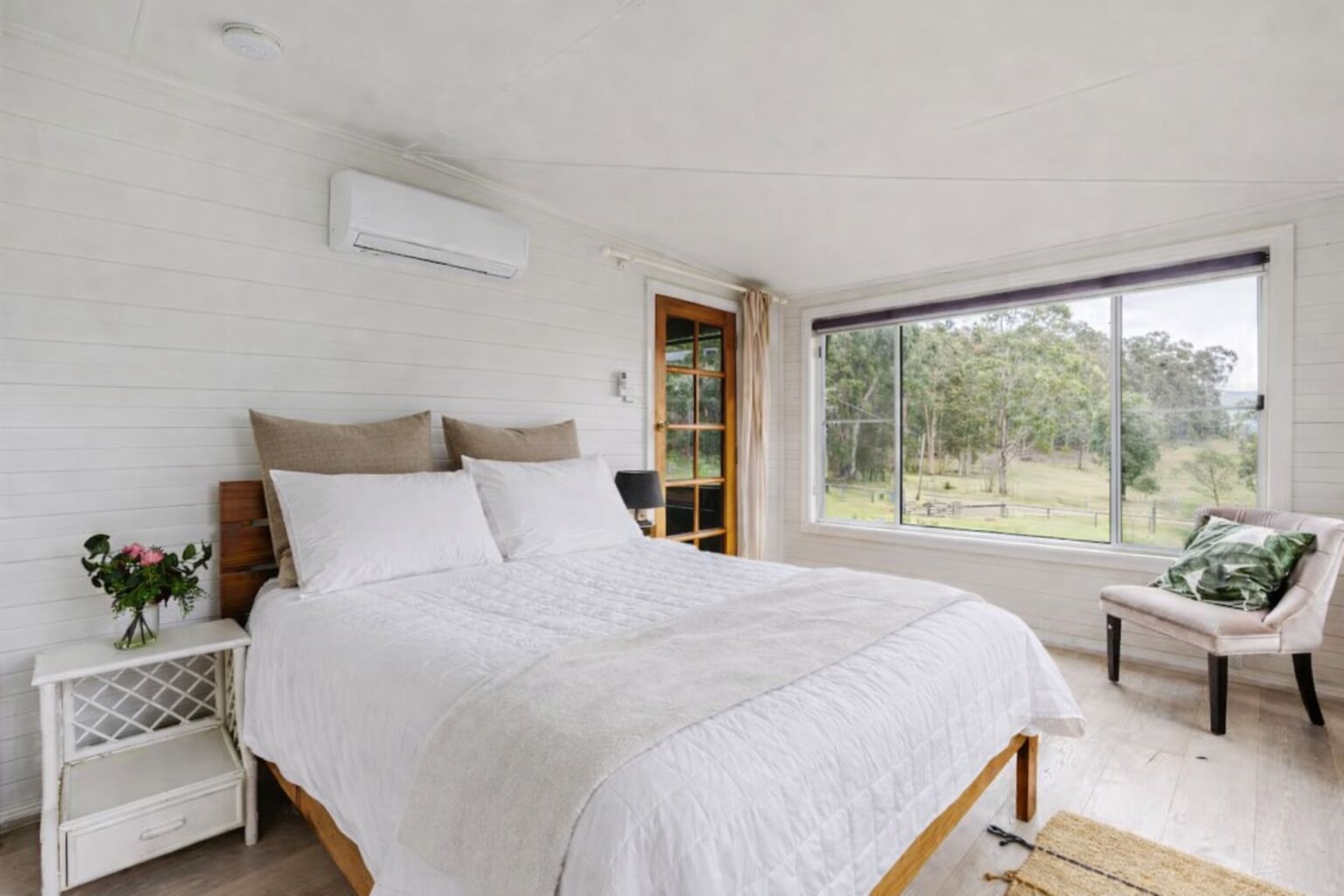 4 Schlafzimmer, Bügeleisen/Bügelbrett, Reisekinderbett, WLAN